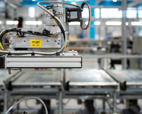 Dispositivo montato sulla linea di assemblaggio che ha funzione di effettuare le prove elettriche sul prodotto HVAC che transita